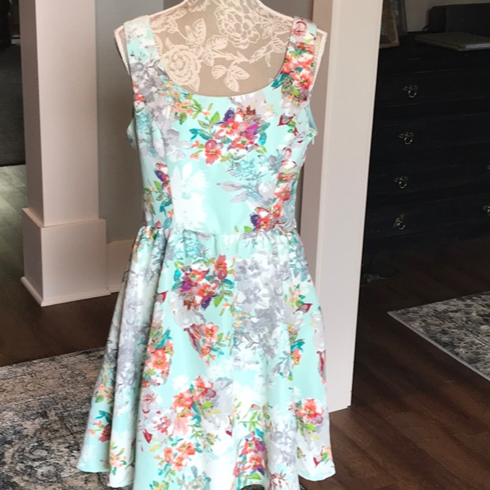 Floral print dress